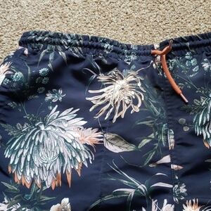 Only & Sons Floral Swim Shorts medium men